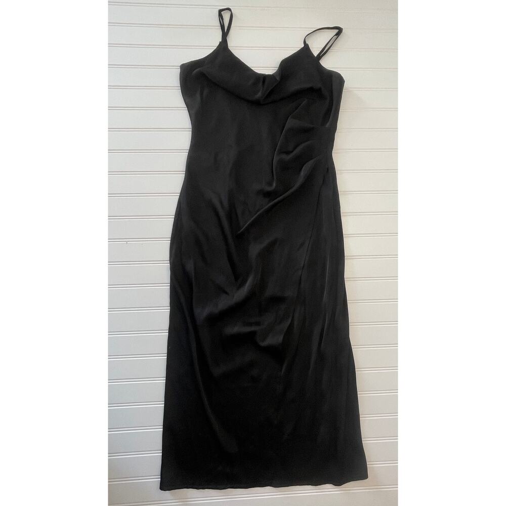 Boutique Molly Green Satin Like Gathered Waist Side Slit Dress Size Womens Small